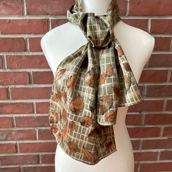 Charter Club Silk Graphic Scarf 11”x54” NWOT - Picture 3 of 11